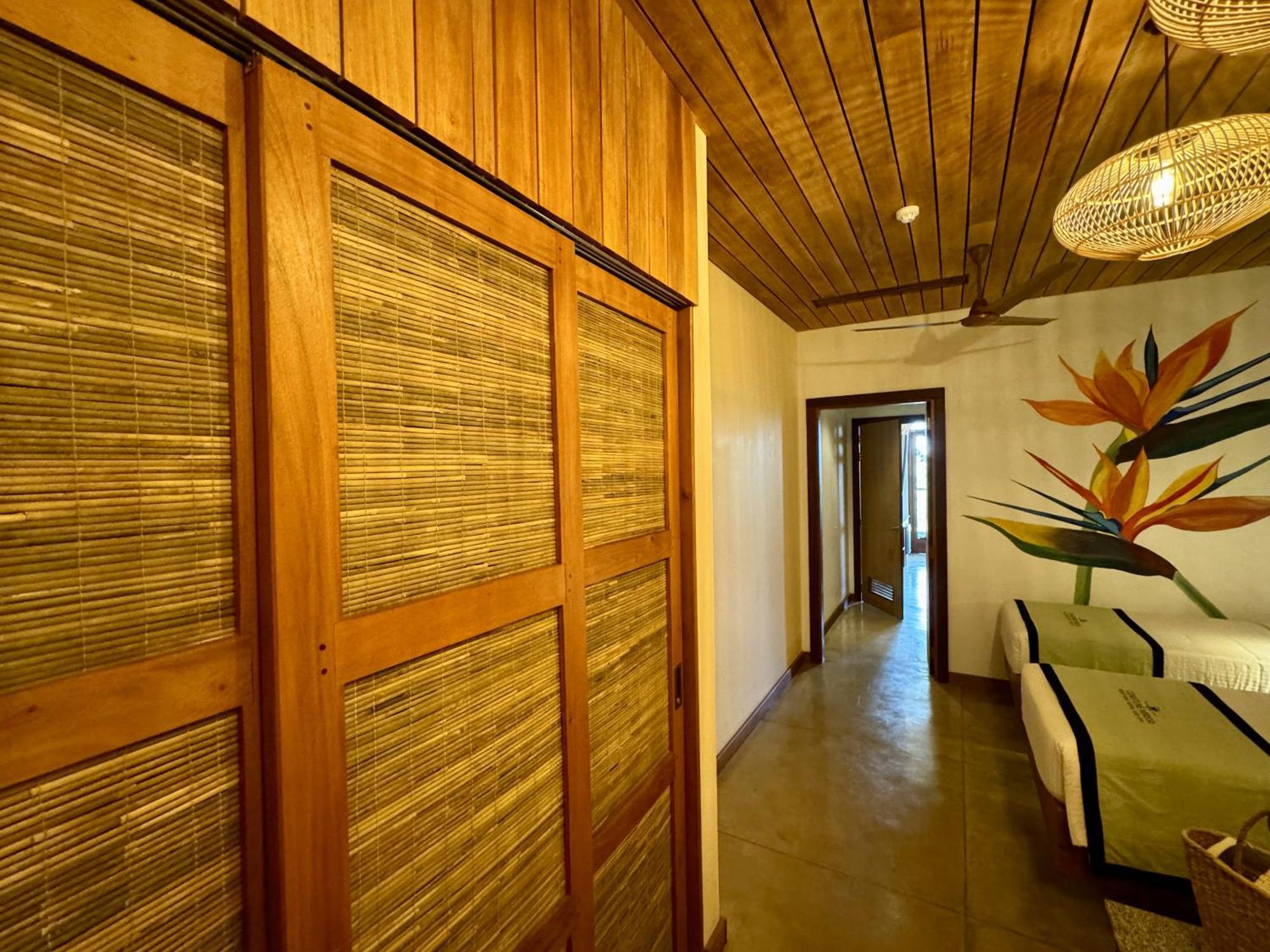 Coastline Mirissa Boutique Hotel And Spa מראה חיצוני תמונה